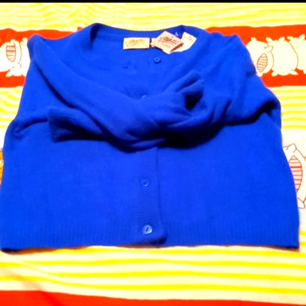 NWT,Vintage 90's,SUPER SOFT,70% Angora Rabbit's Hair,DeepBlue, CardiganSweater💙